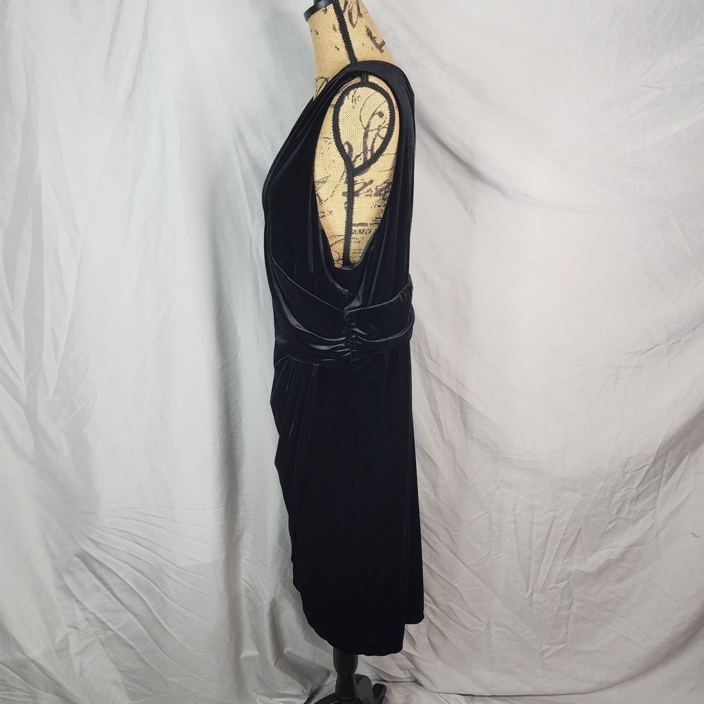 ELOQUII Size 22 Elegant Draped Black Velvet Exposed Zipper Cocktail Dress EUC - Picture 5 of 11